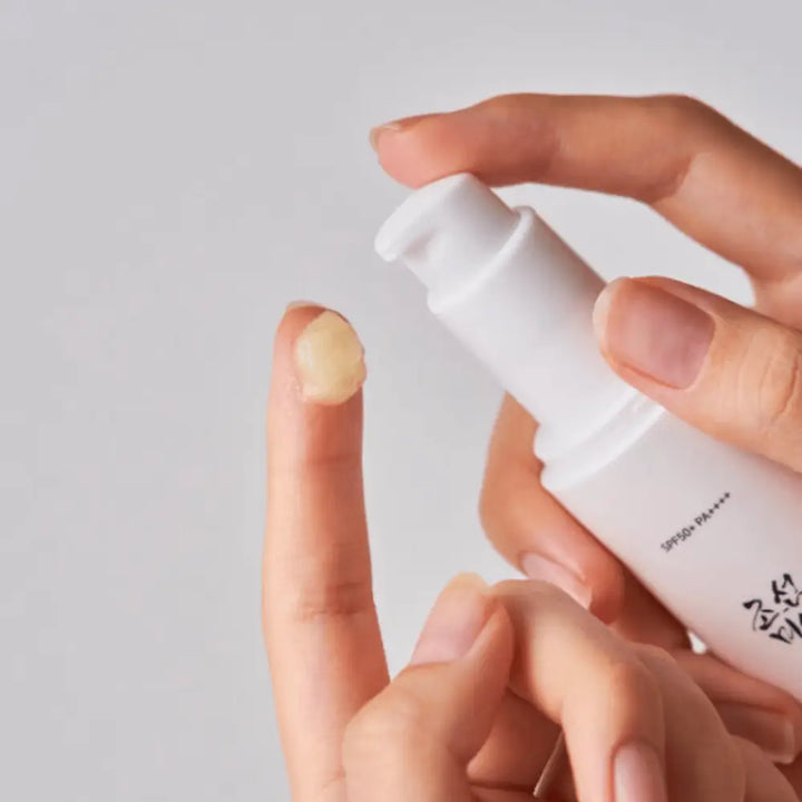 Beauty of Joseon Sérum Solaire Humide: Ginseng + Niacinamide SPF50 + PA + + + + – 50ml - 50mL - Novaa skin care