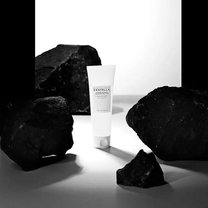 Skin1004 Mousse Nettoyante Éclaircissante du Teint: Centella + Effet Éclat – 125 ml - 125ml - Novaa skin care