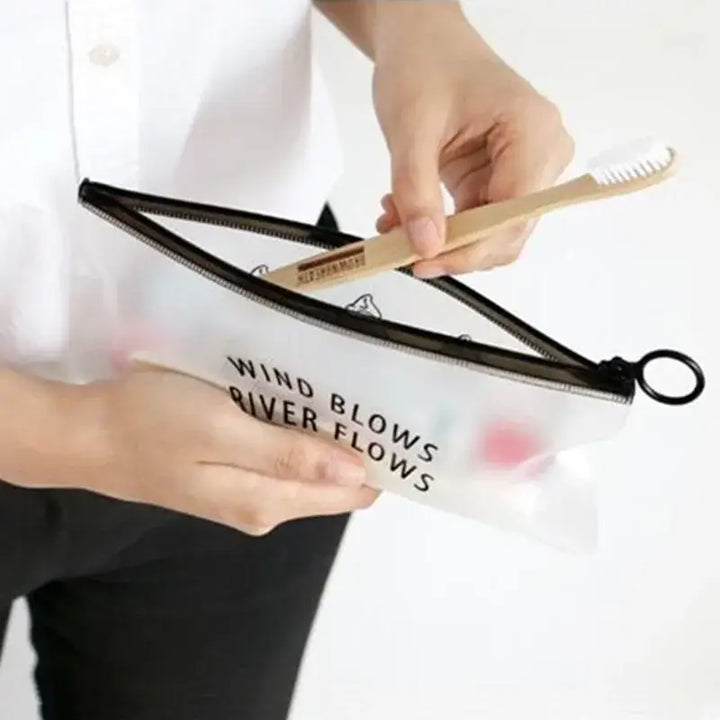 Trousse de Toilette Transparente Étanche - Petit et Grand Format en PVC