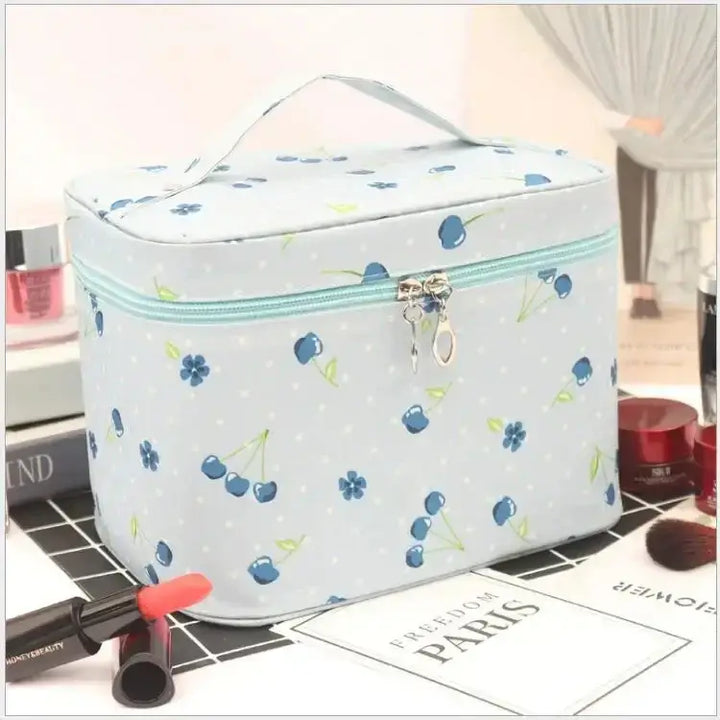 Trousse Maquillage Grande Capacité - Étanche et Pliable pour Voyage - Cerise 2