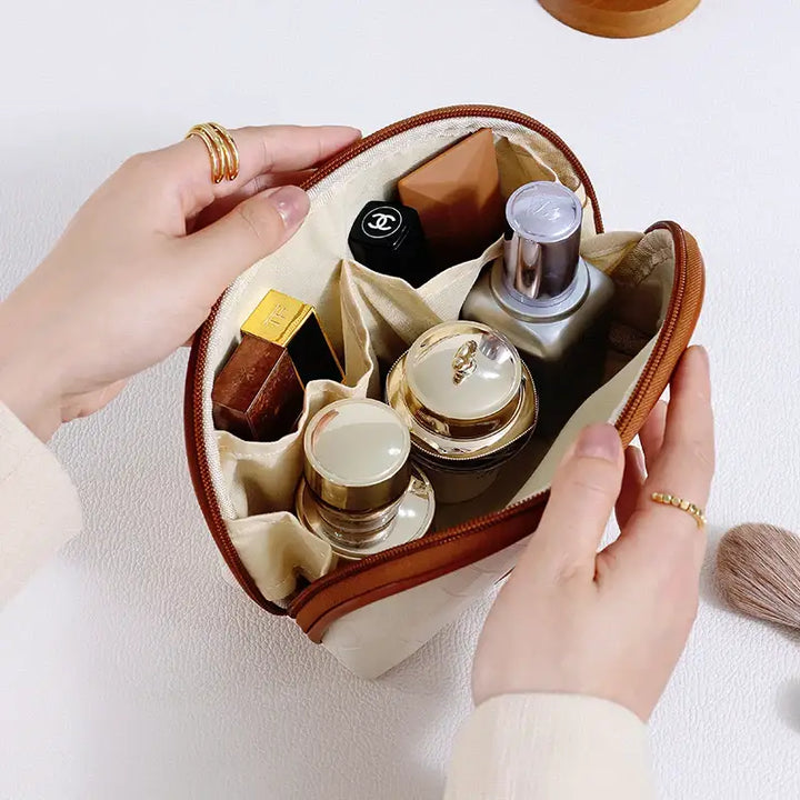 Trousse Maquillage Voyage - Demi-Ronde en Cuir Portable